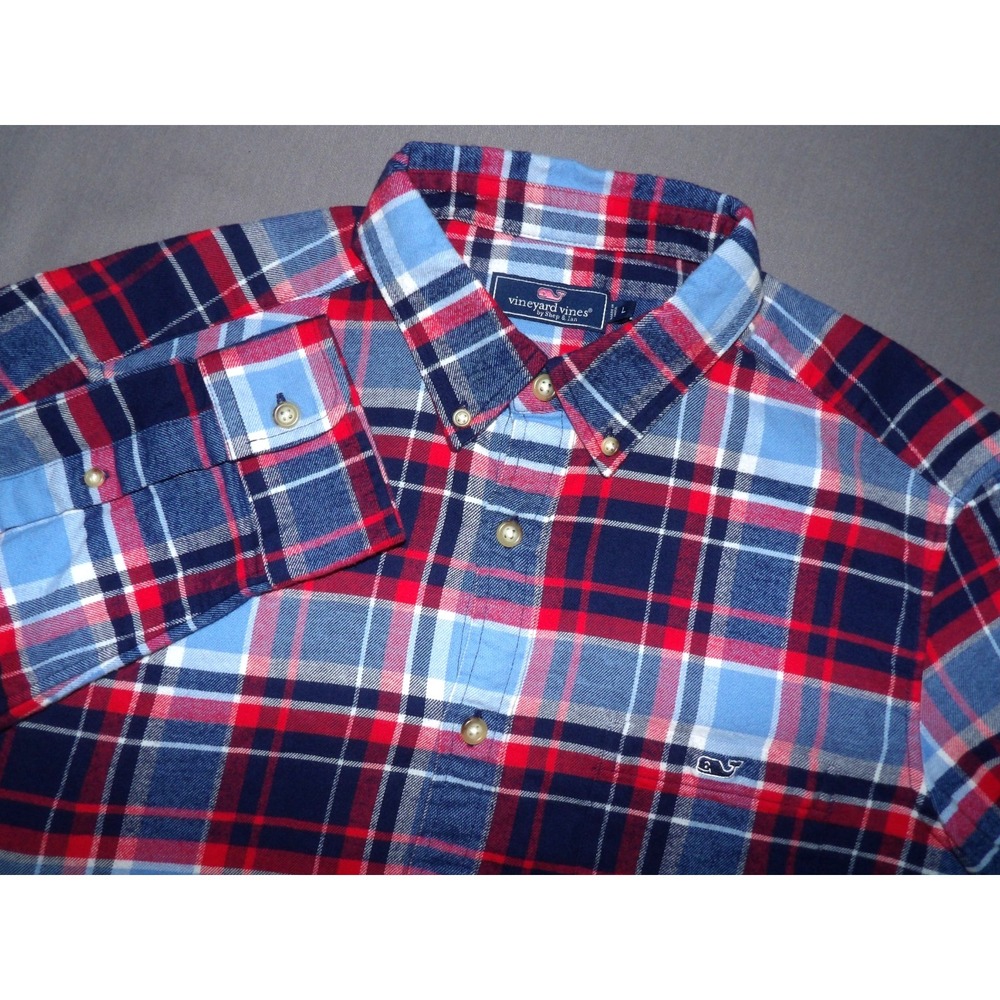 Vineyard Vines Long Sleeved Plaid Flannel Whale Logo Button Up Shirt Men's Large
